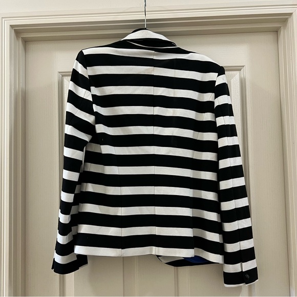Black and white striped jacket size 12 - Picture 2 of 3